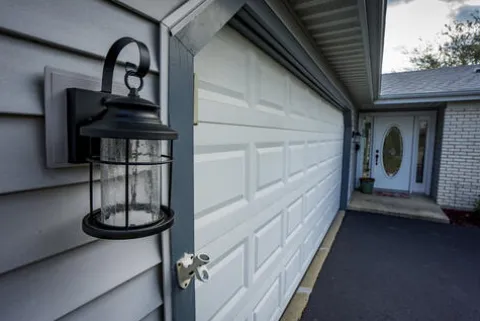 Best Sale Patriot Lighting® Melbourne Oil-Rubbed Bronze Led Outdoor Wall Light
