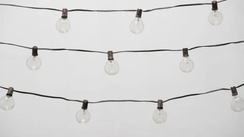 Cheap Patriot Lighting® 19′ 9-3/4″ 24-Light Globe Bulb String Light
